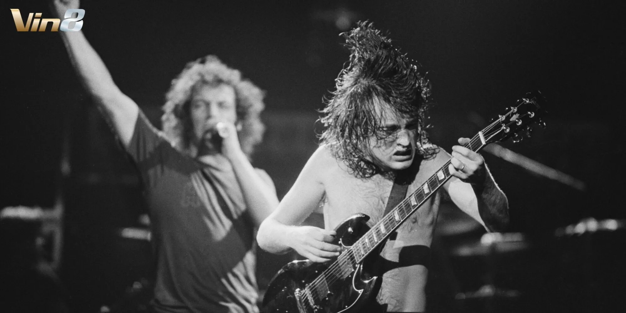 "Back in Black" – biểu tượng rock 'n' roll bất tử của AC/DC "Back in Black" – biểu tượng rock 'n' roll bất tử của AC/DC