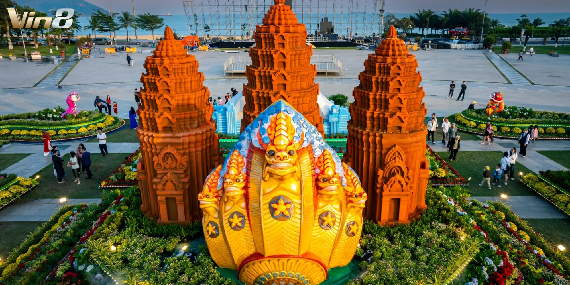Bé Na Bình Định đại diện cho thần rắn Naga 5 đầu linh thiêng Bé Na Bình Định đại diện cho thần rắn Naga 5 đầu linh thiêng