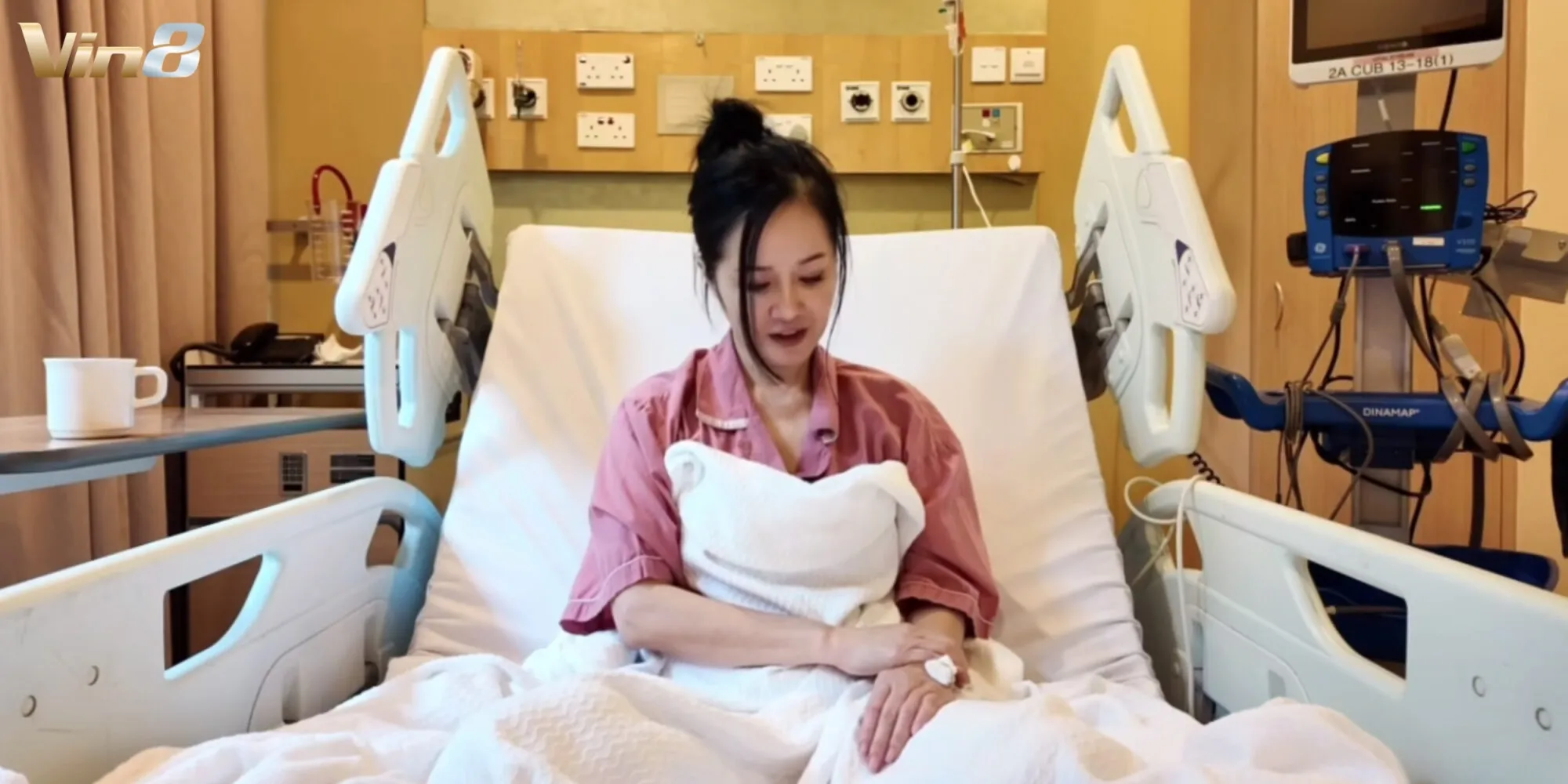Diva Hồng Nhung xuất hiện trong đoạn clip 3 phút Diva Hồng Nhung xuất hiện trong đoạn clip 3 phút