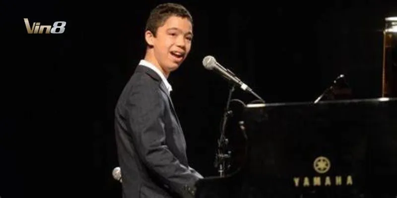 Ethan Bortnick sở hữu năng khiếu âm nhạc đặc biệt từ khi còn rất nhỏ