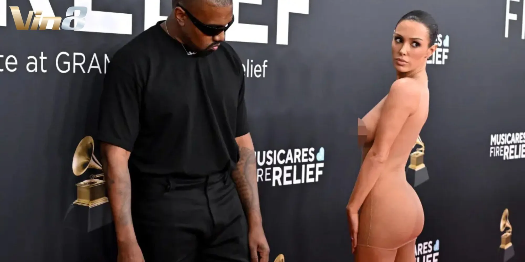Bianca Censori sánh đôi cùng Kanye West tại thảm đỏ Grammy Bianca Censori sánh đôi cùng Kanye West tại thảm đỏ Grammy