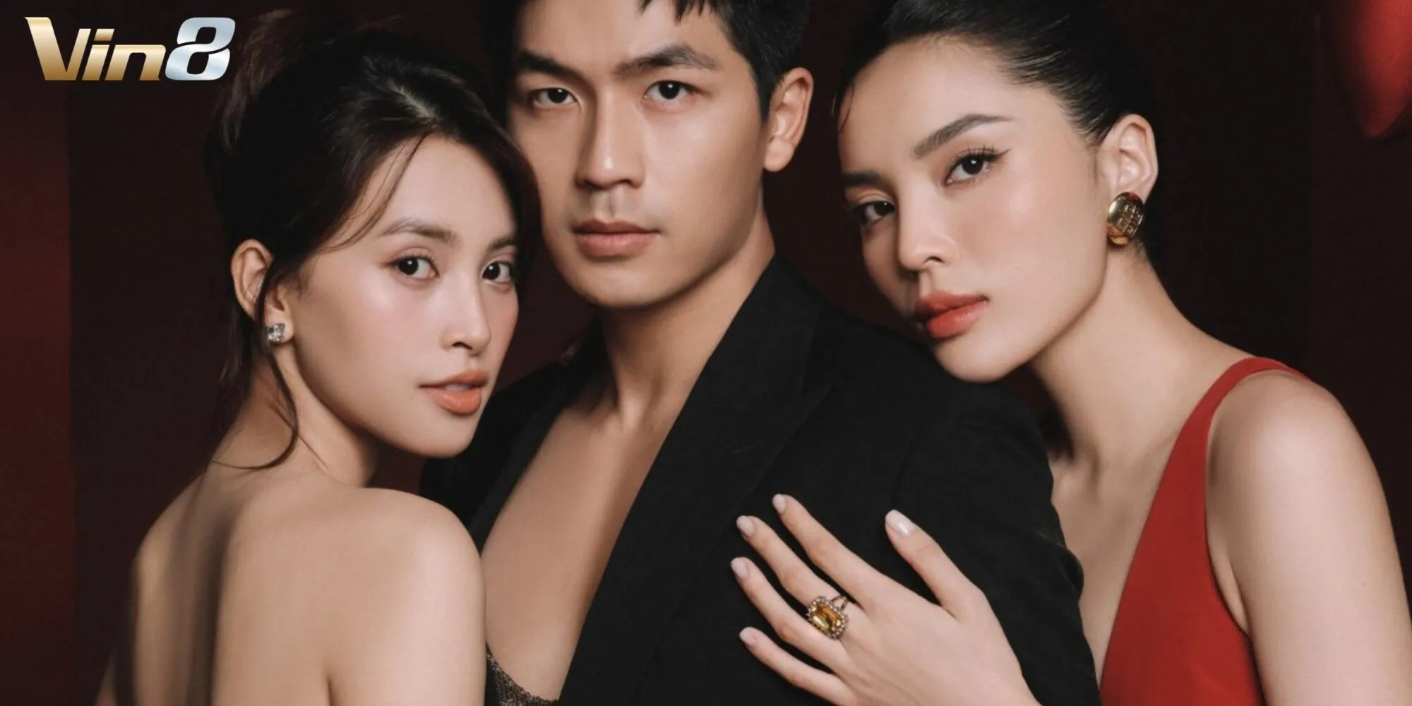 Ba nhân vật chính của phim Bộ Tứ Báo Thủ Ba nhân vật chính của phim Bộ Tứ Báo Thủ
