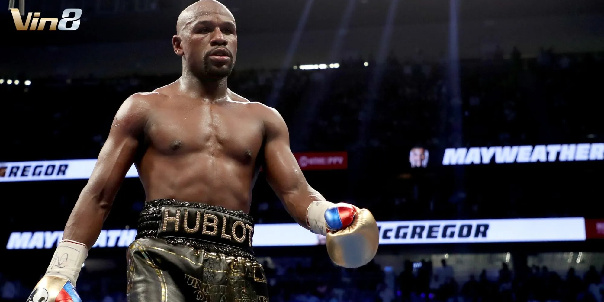 Mayweather còn được biết đến với nickname Money nhờ khả năng kiếm tiền cực ác chiến Mayweather còn được biết đến với nickname Money nhờ khả năng kiếm tiền cực ác chiến
