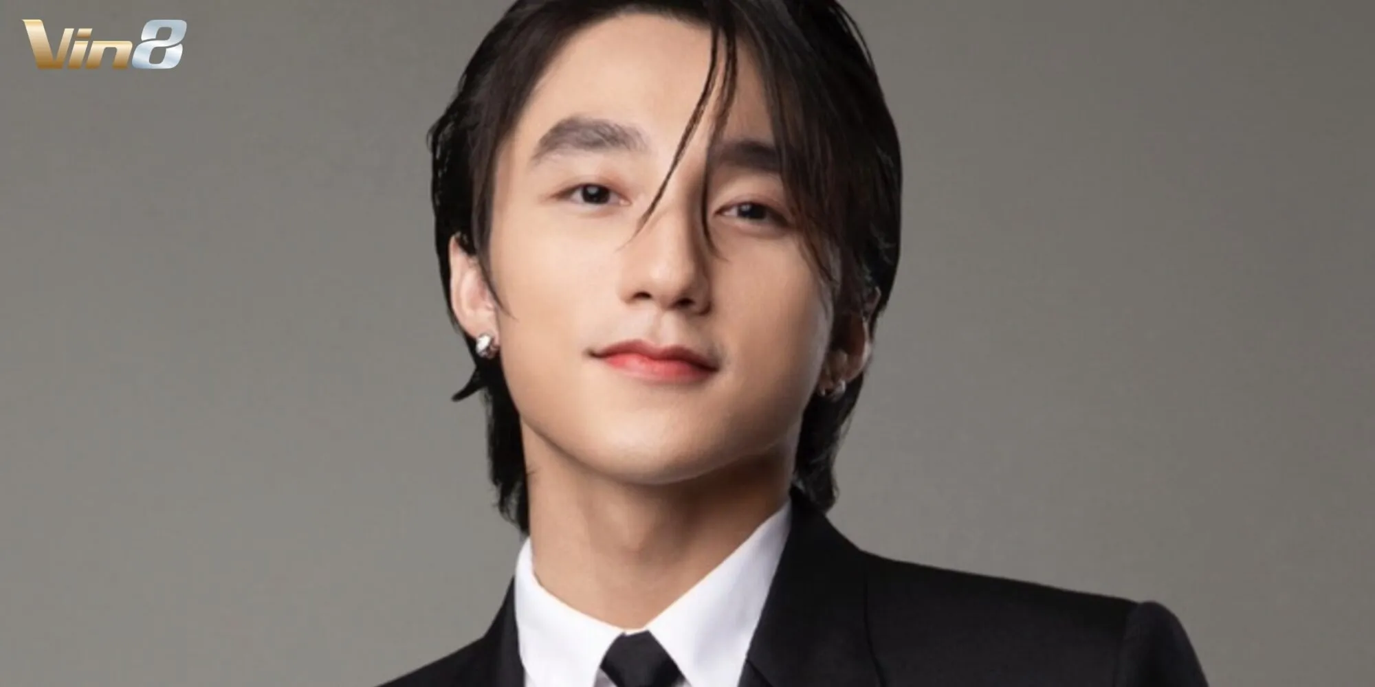 Sơn Tùng M-TP là ngôi sao V-pop tiên phong vươn tầm quốc tế Sơn Tùng M-TP là ngôi sao V-pop tiên phong vươn tầm quốc tế