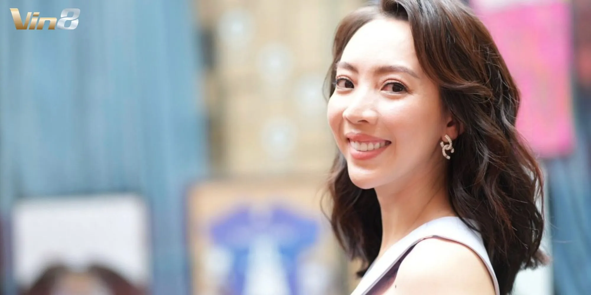 Đạo diễn xây dựng nên bộ phim Nụ Hôn Bạc Tỷ Đạo diễn xây dựng nên bộ phim Nụ Hôn Bạc Tỷ